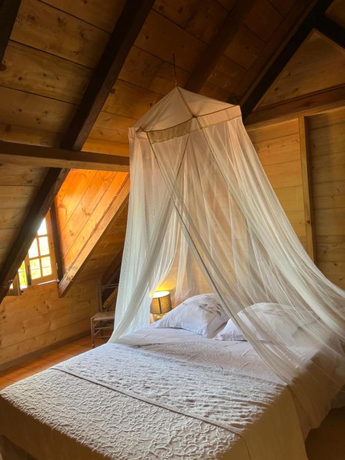 Habitation La Reine Du Camp Chambres D'Hotes Saint-Claude Eksteriør bilde